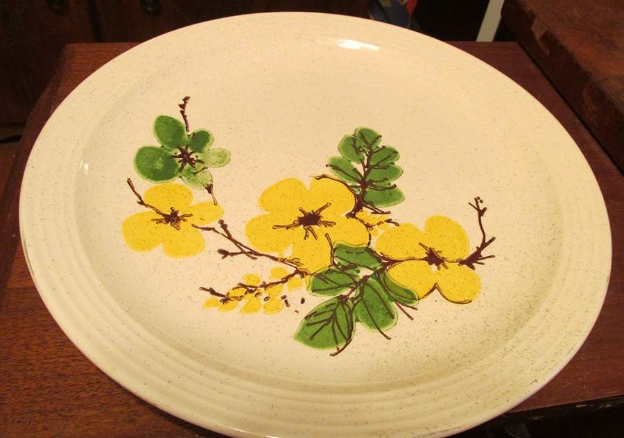 Fresh 'N Green 12" Chop Plate (Round Platter) by Homer Laughlin -1