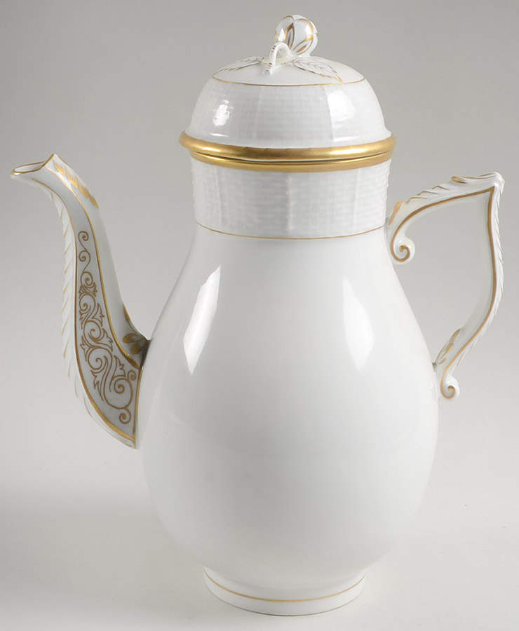 HER30 (LIGHT BASKETWEAVE) Small Coffee Pot & Lid by Herend-1