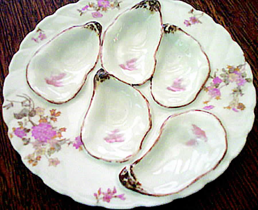 H1895 Oyster Plate by Haviland-1