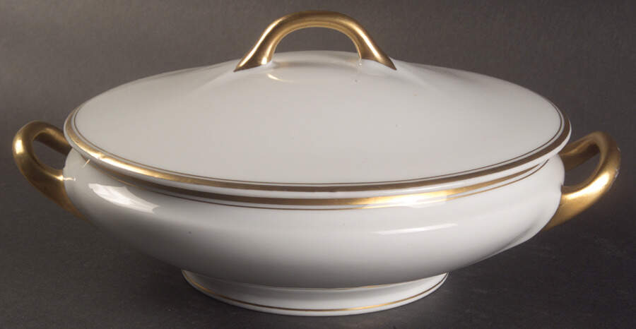 HUT1124 Round Covered Vegetable by Hutschenreuther-1