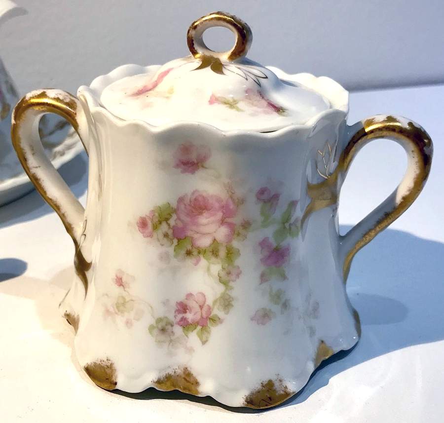 Schleiger 49-1 Sugar Bowl & Lid by Haviland-1