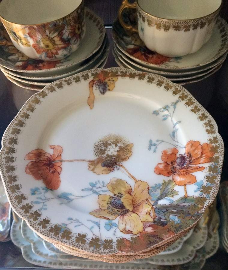 H1975 Dinner Plate by Haviland-1
