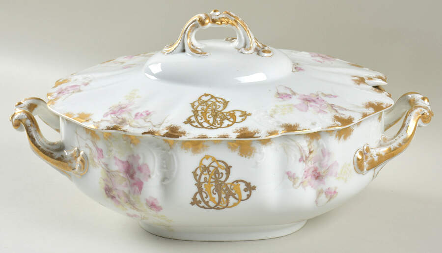 Schleiger 54-6 Oval Tureen & Lid by Haviland-1