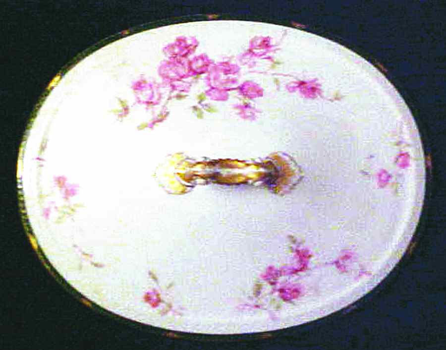 H2017 Lid for Oval Vegetable by Haviland-1