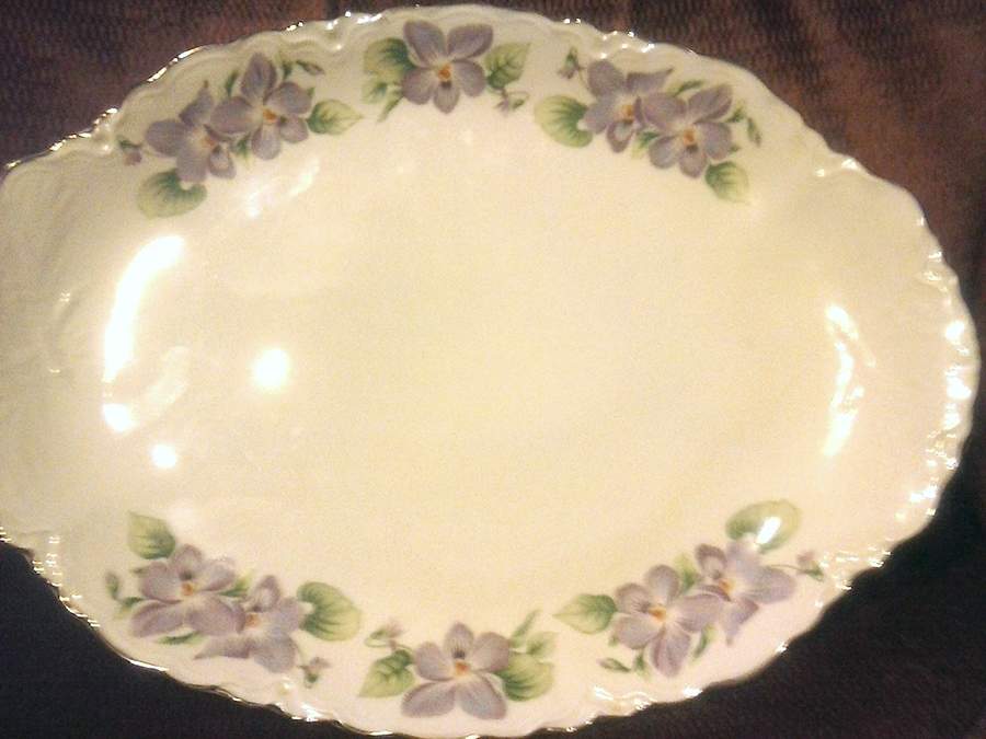 HUT1134 15" Oval Serving Platter by Hutschenreuther-1