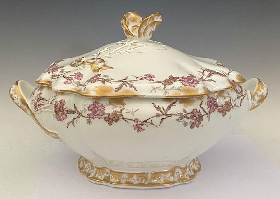 H2121 Oyster Tureen & Lid by Haviland-1