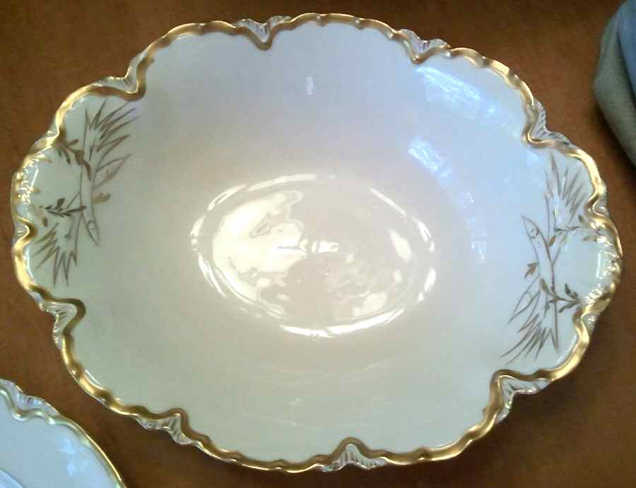 H2130 9" Oval Vegetable Bowl by Haviland-1