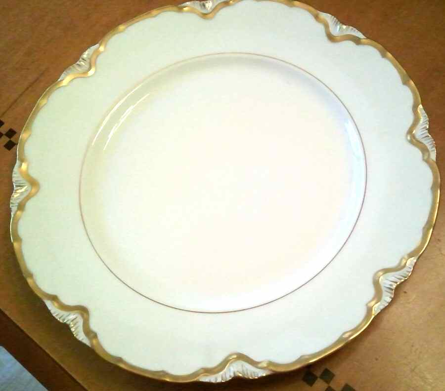 H2130 Dinner Plate by Haviland-1