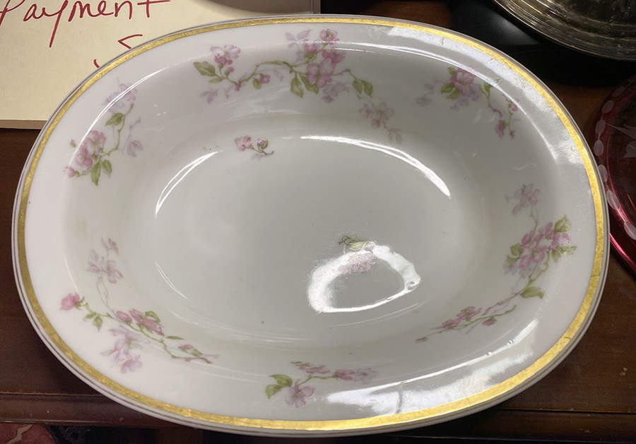Schleiger 37-2 10" Oval Vegetable Bowl by Haviland-1