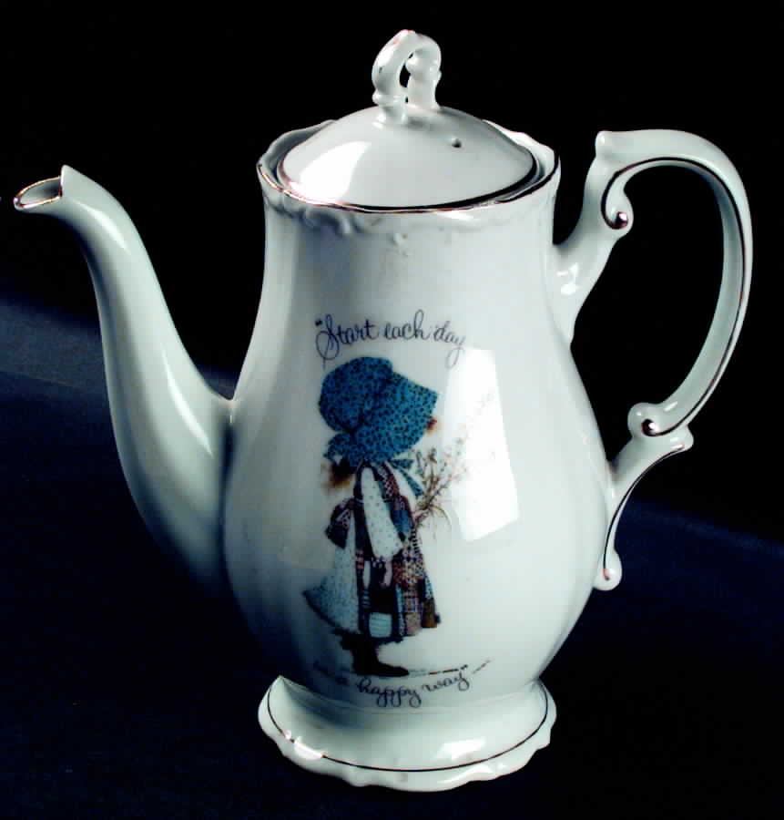 Holly Hobbie Coffee Pot & Lid by Holly Hobbie-1