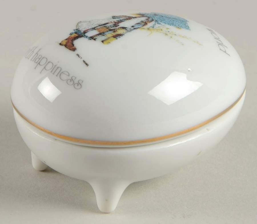 Holly Hobbie Small Egg Box & Lid by Holly Hobbie-1