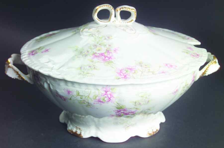 Schleiger 317-4 Tureen &  Lid by Haviland-1