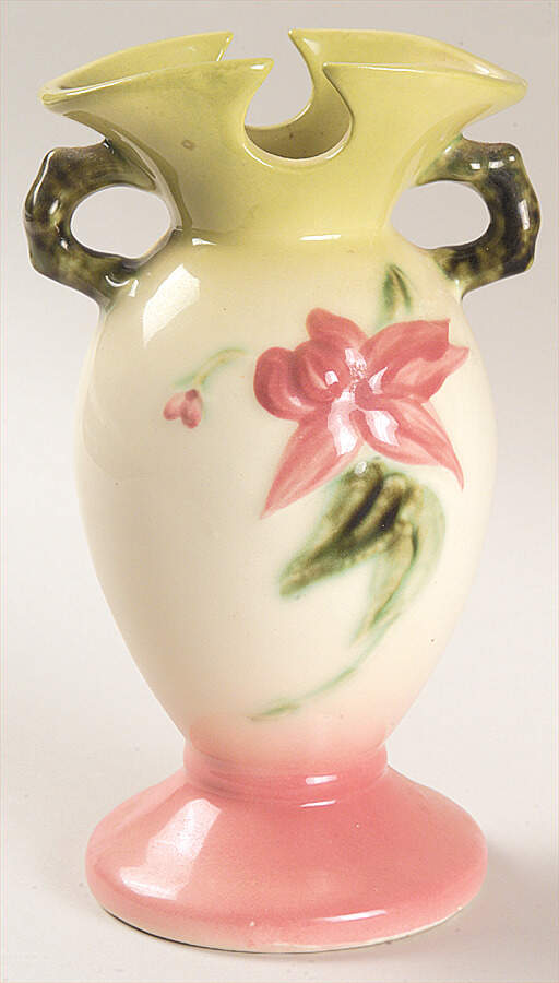 Woodland Chartreuse Pink (Glossy) 7" Handled Vase by Hull-1