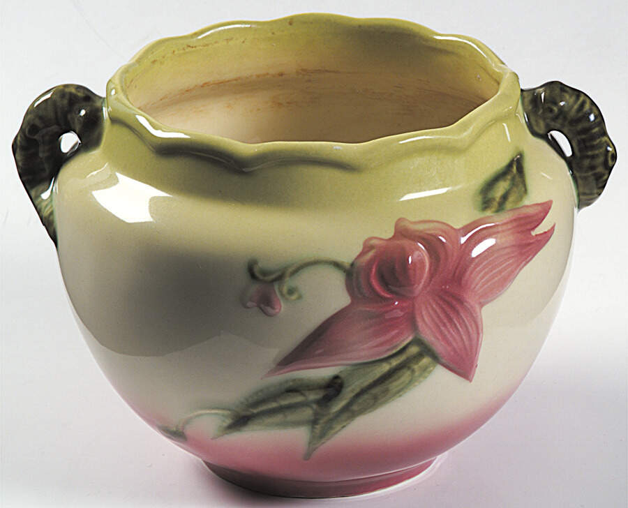 Woodland Chartreuse Pink (Glossy) 5" Jardiniere by Hull-1