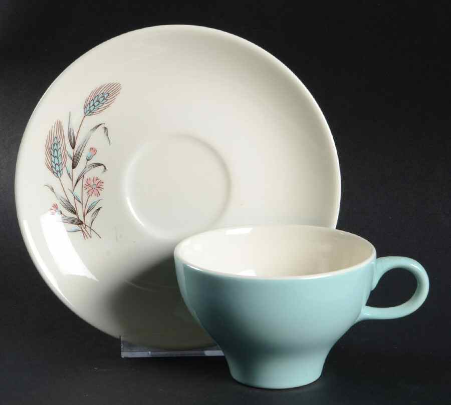 HLC2202 Flat Cup & Saucer Set by Homer Laughlin -1