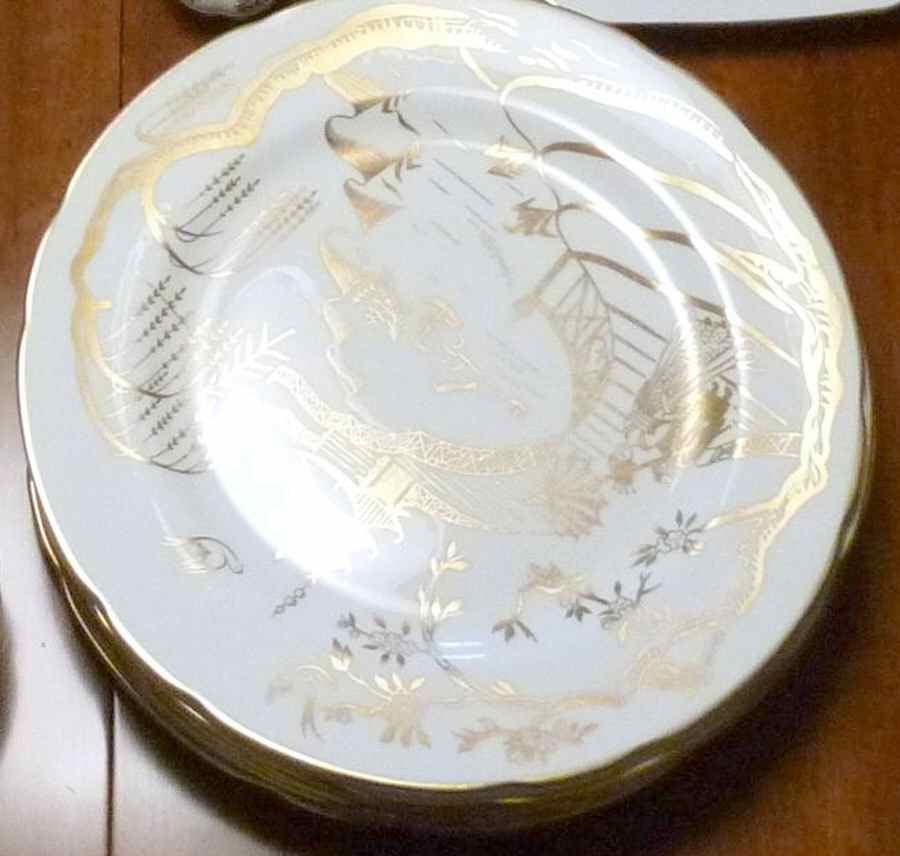 Golden Geisha Dinner Plate by Hammersley-1
