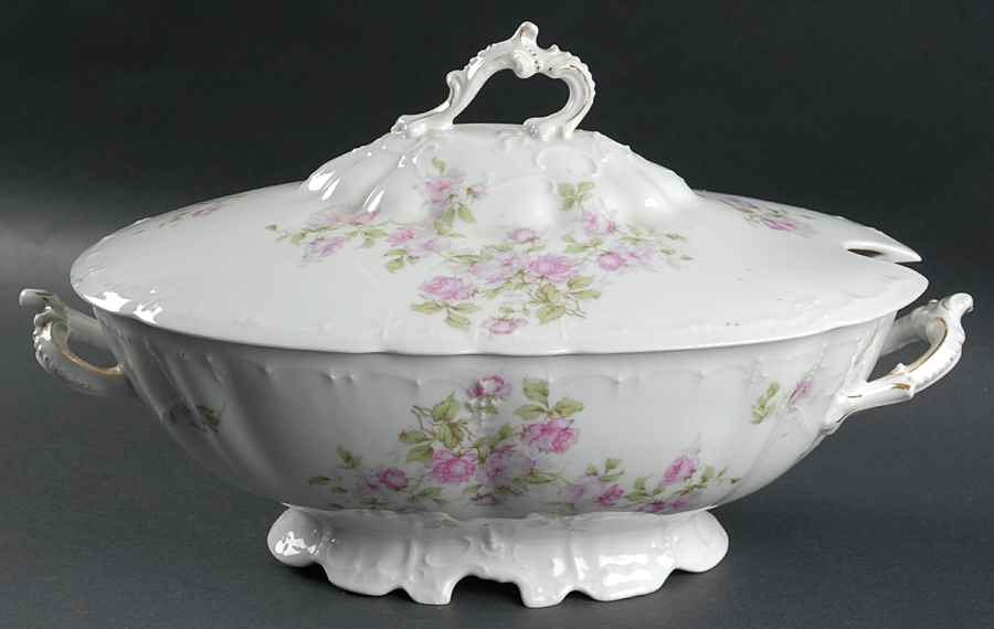 9398 Oval Tureen & Lid by Habsburg-1