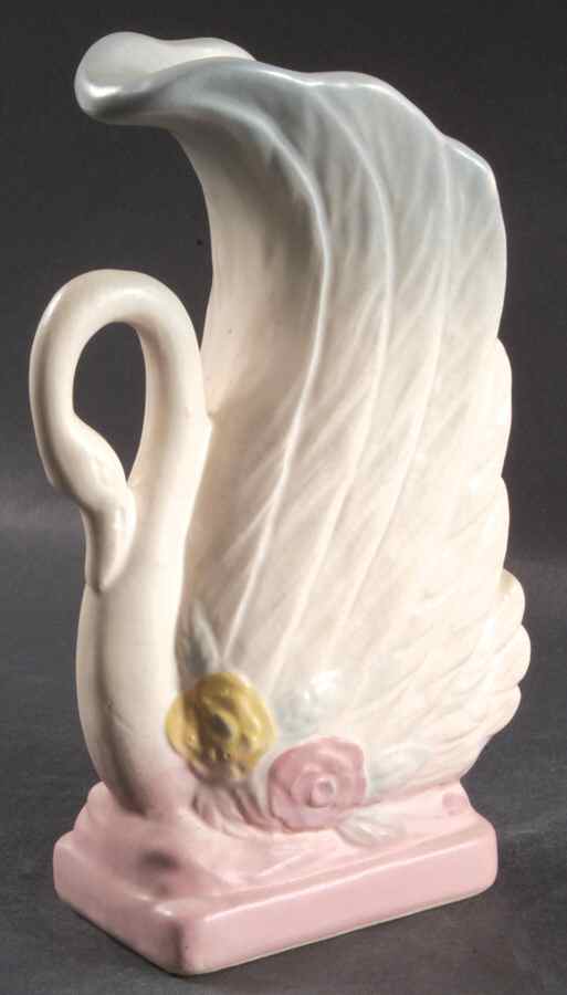 Camellia Open Rose 6" Swan Vase by Hull-1