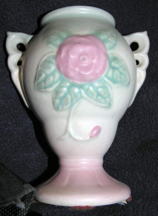 Camellia Open Rose 4" Vase by Hull-1