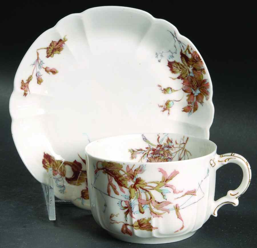 Schleiger 1152-14 Flat Cup & Saucer Set by Haviland-1