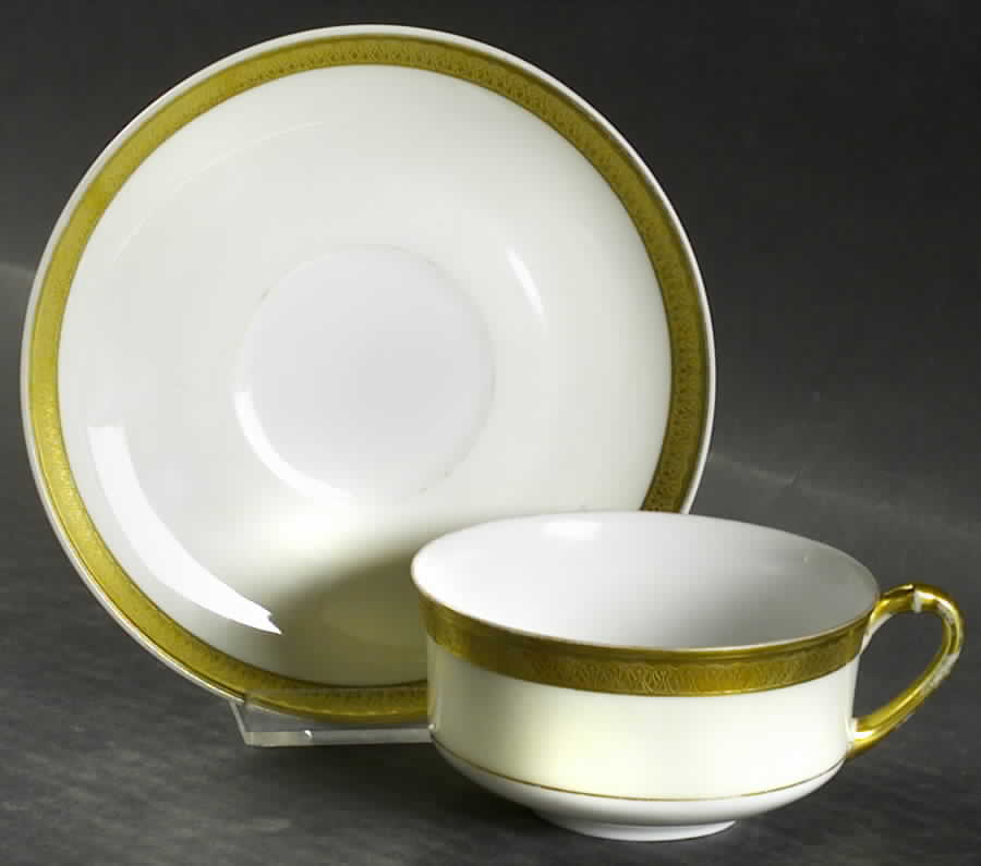 HC755 Flat Cup & Saucer Set by Heinrich - H&C-1