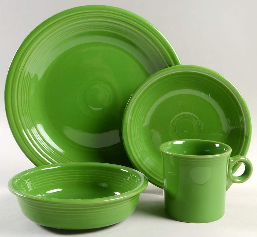 Fiesta Shamrock Green (Intro 2003) 4 Piece Place Setting by Homer Laughlin -1