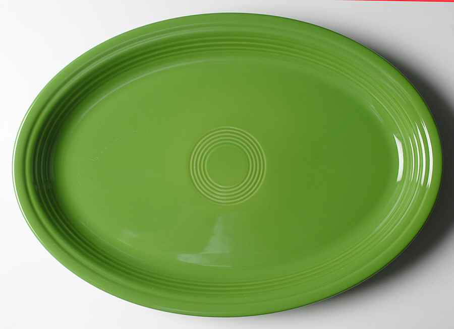 Fiesta Shamrock Green (Intro 2003) 19" Oval Serving Platter by Homer Laughlin -1