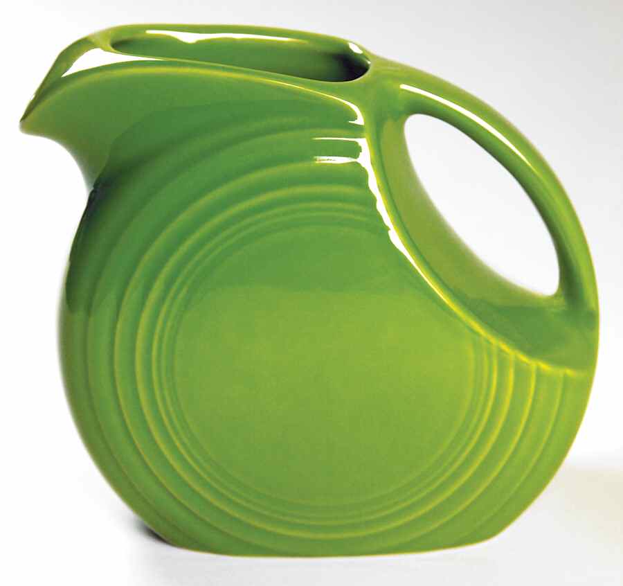 Fiesta Shamrock Green (Intro 2003) 32 Oz Pitcher by Homer Laughlin -1