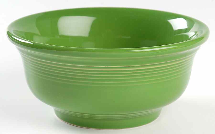 Fiesta Shamrock Green (Intro 2003) 7" Mixing Bowl by Homer Laughlin -1
