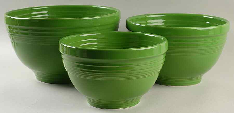 Fiesta Shamrock Green (Intro 2003) (3 Piece) Baking Bowl Set (11", 9", 8") by Homer Laughlin -1