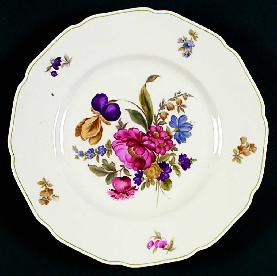 HUT1184 Dinner Plate by Hutschenreuther-1