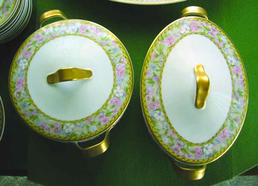 H2321 Round Covered Vegetable by Haviland-1