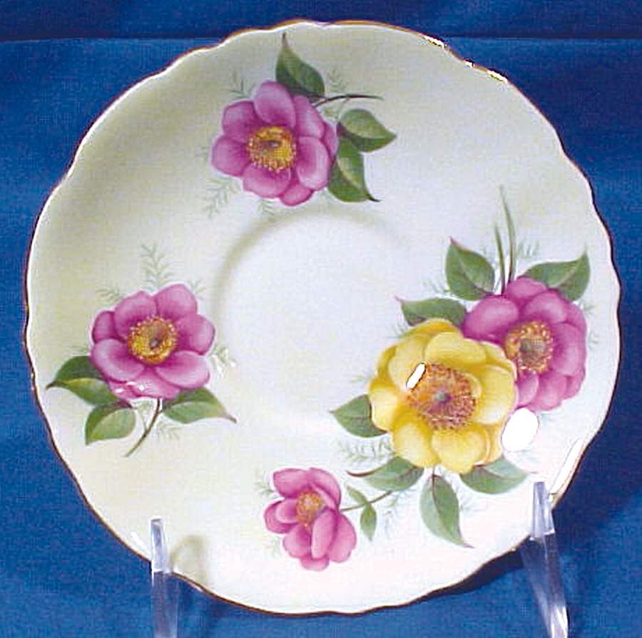 HAM77 Saucer by Hammersley-1