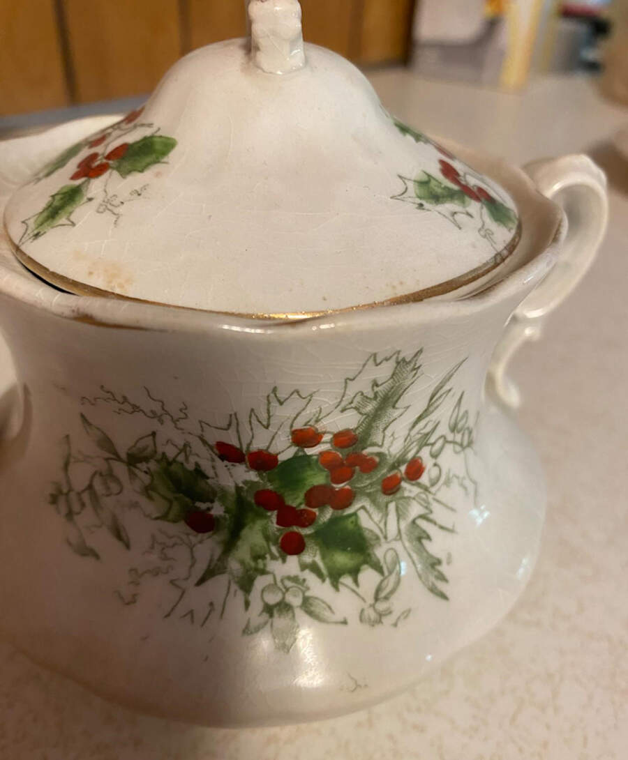 HLC3456 Sugar Bowl & Lid by Homer Laughlin -1