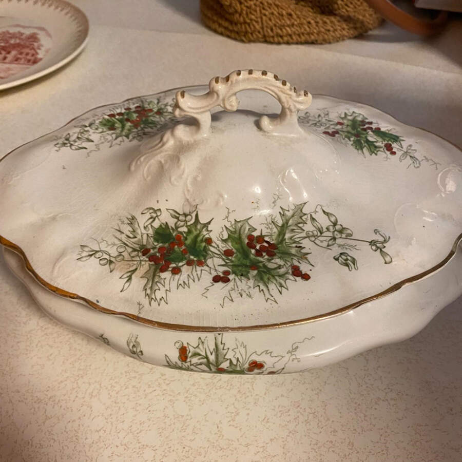 HLC3456 Oval Covered Vegetable by Homer Laughlin -1