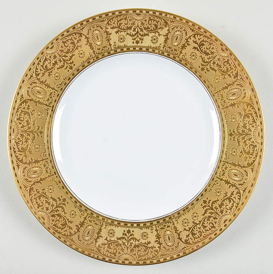 HUT1192 Dinner Plate by Hutschenreuther-1