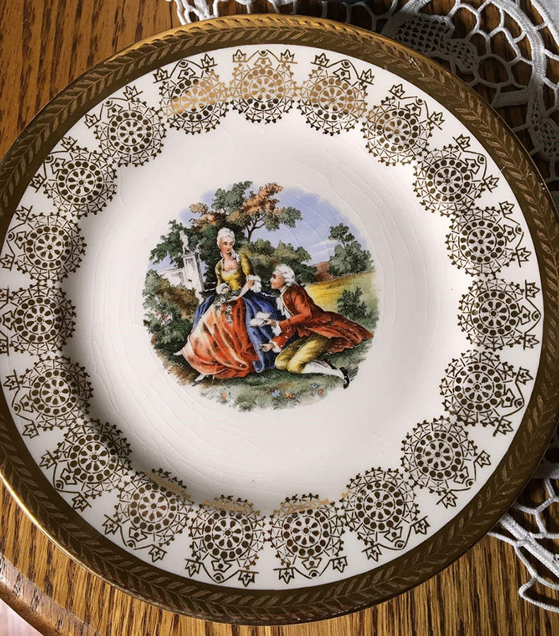HLC3459 Dinner Plate by Homer Laughlin -1