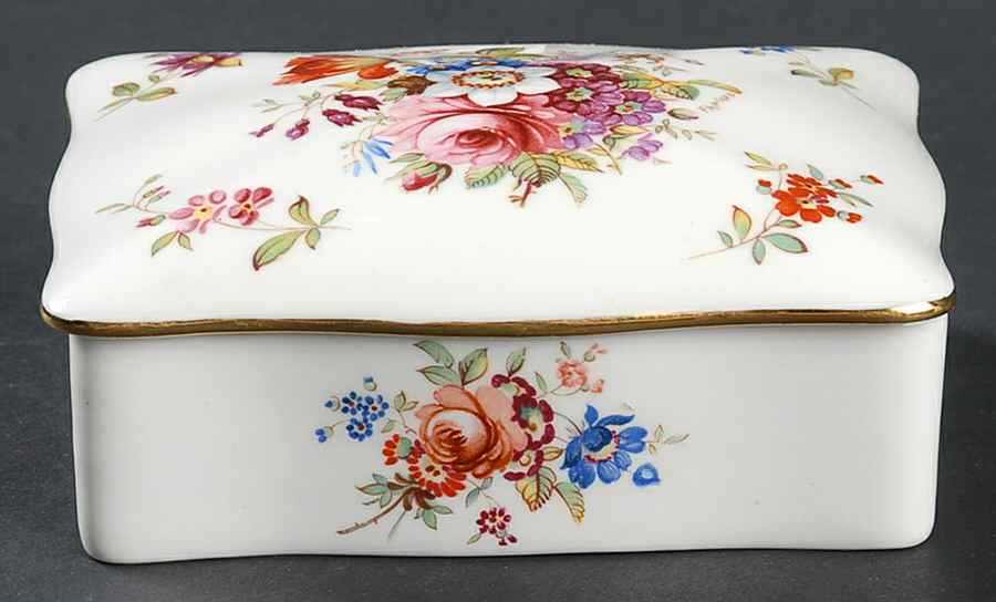 Howard Sprays (Scalloped, Not Embossed) Cigarette Box & Lid by Hammersley-1