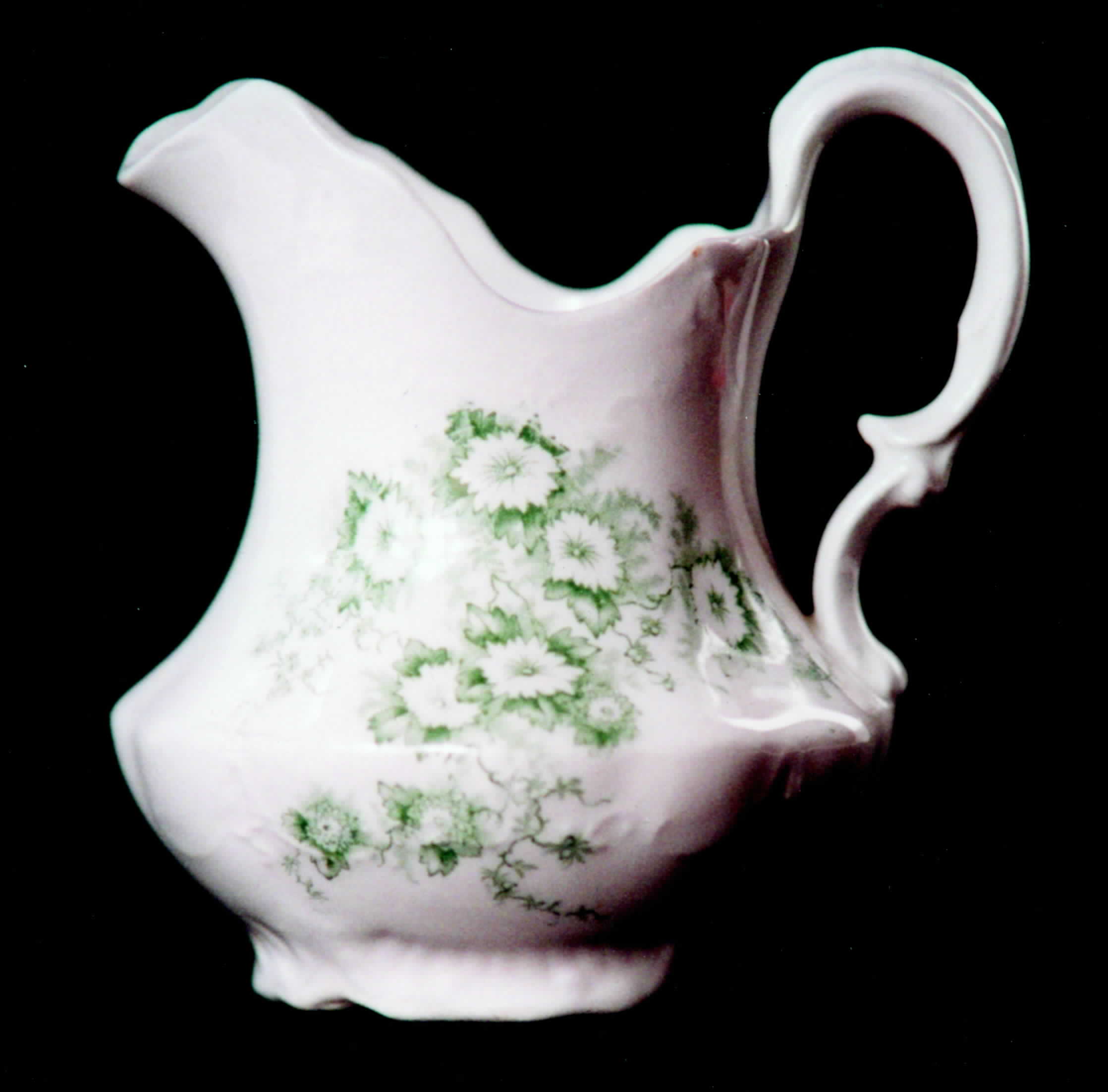Arbutus Green Creamer by Homer Laughlin -1