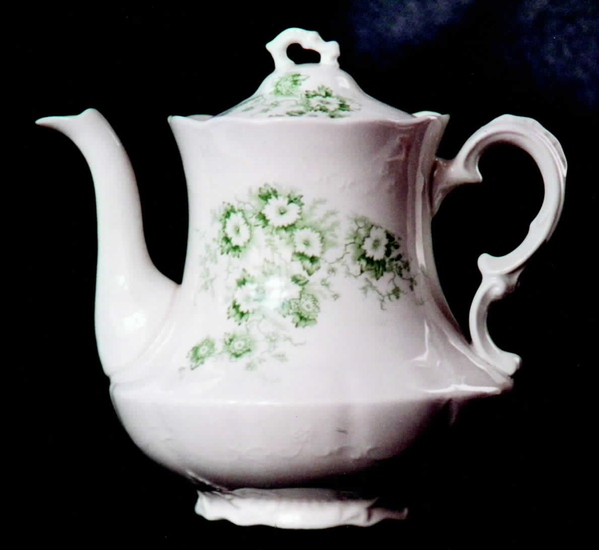 Arbutus Green Teapot & Lid by Homer Laughlin -1