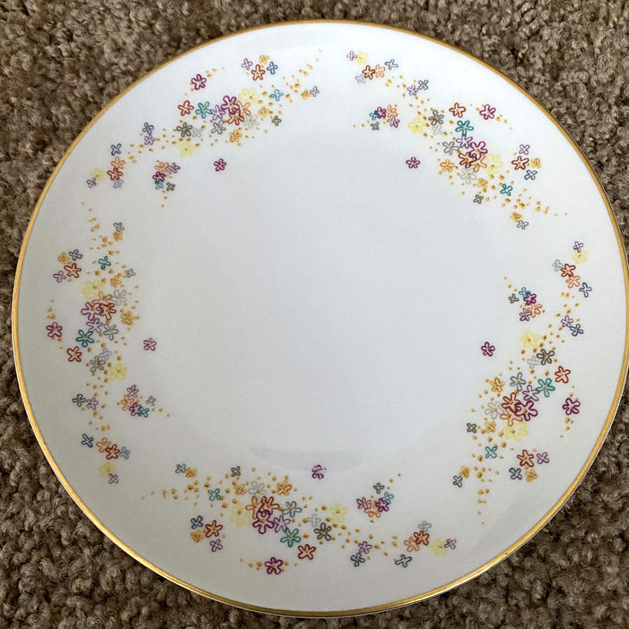 Frolic Dinner Plate by Heinrich - H&C-1