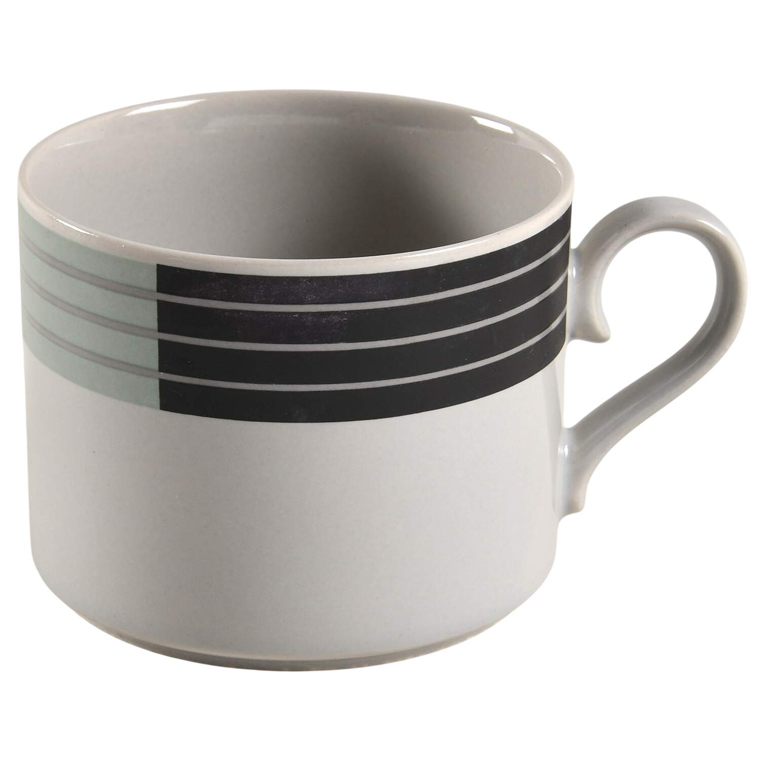 Grooving Green Flat Cup by Daniel Hechter-1