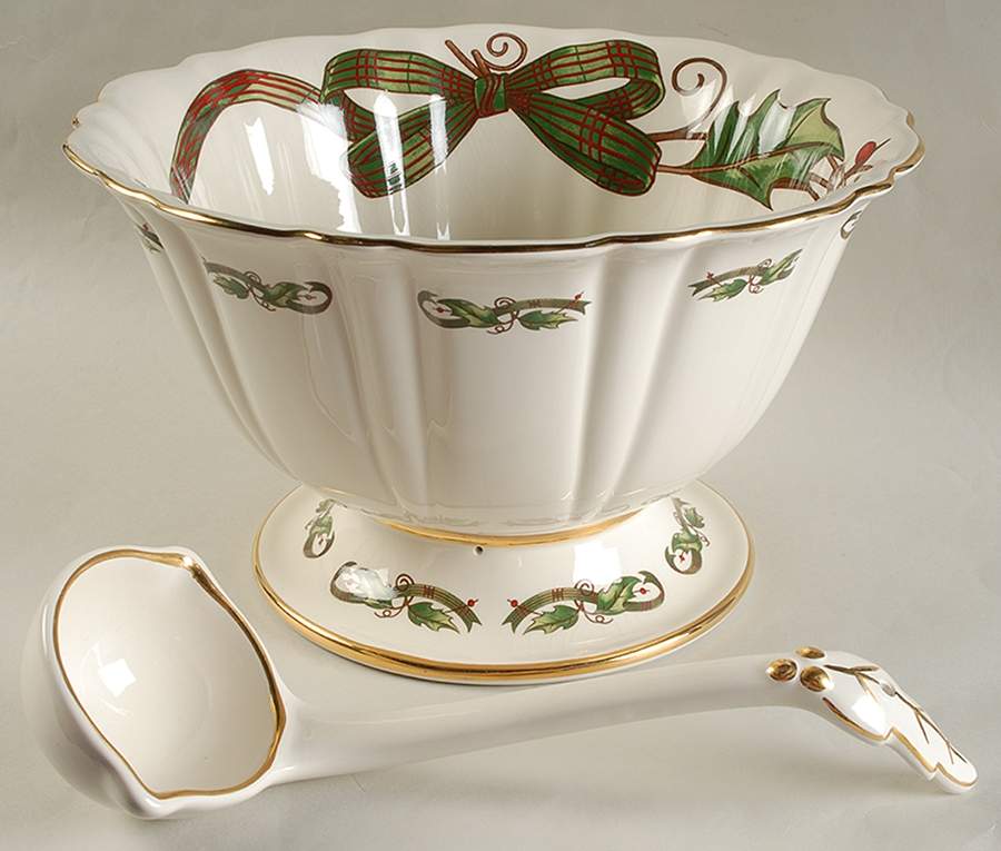 HHD1 Punch Bowl and Ladle by Holly Holiday-1