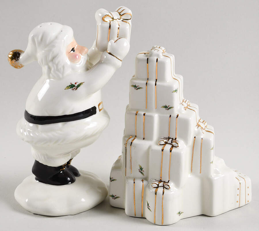 HHD2 (Gold "H" Mark) Figural Salt and Pepper Set by Holly Holiday-1
