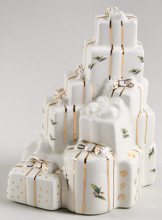 HHD2 (Gold "H" Mark) Figural Pepper Shaker by Holly Holiday-1