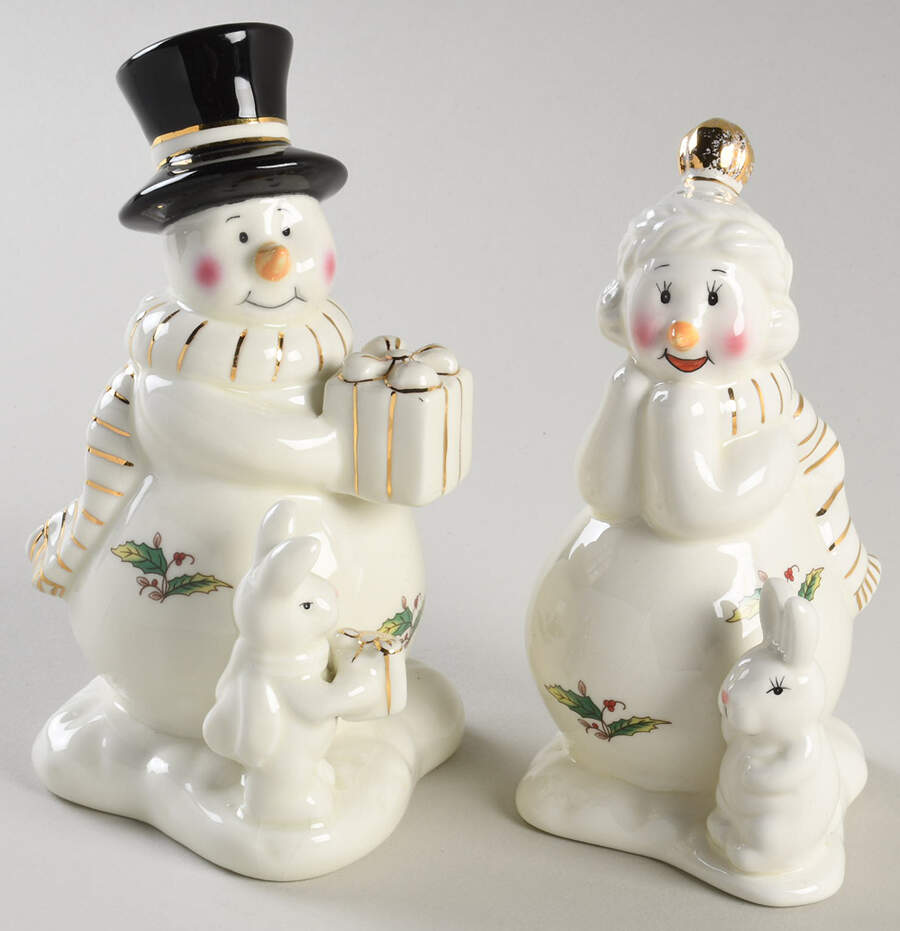 HHD2 (Gold "H" Mark) Figural Salt & Pepper Set by Holly Holiday-1