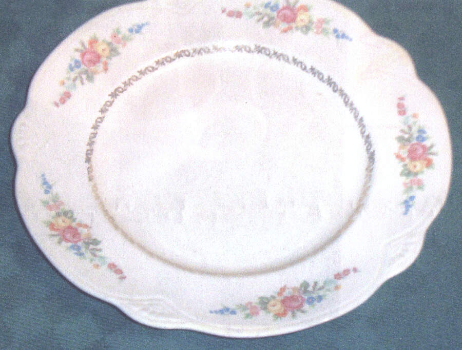 HLC3462 Dinner Plate by Homer Laughlin -1