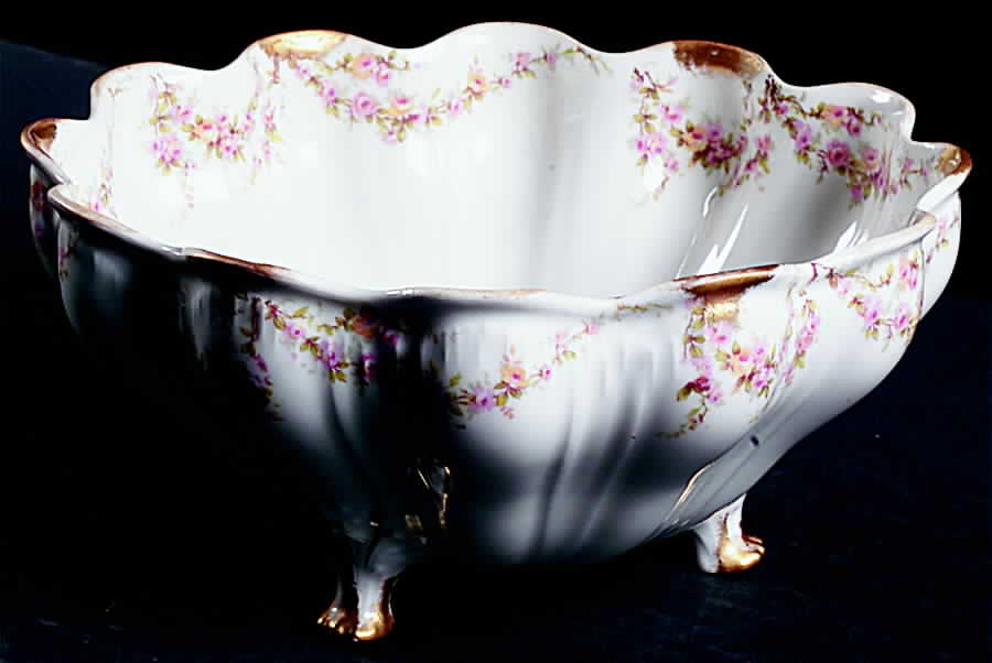 Schleiger 145-3 Large Berry Bowl by Haviland-1