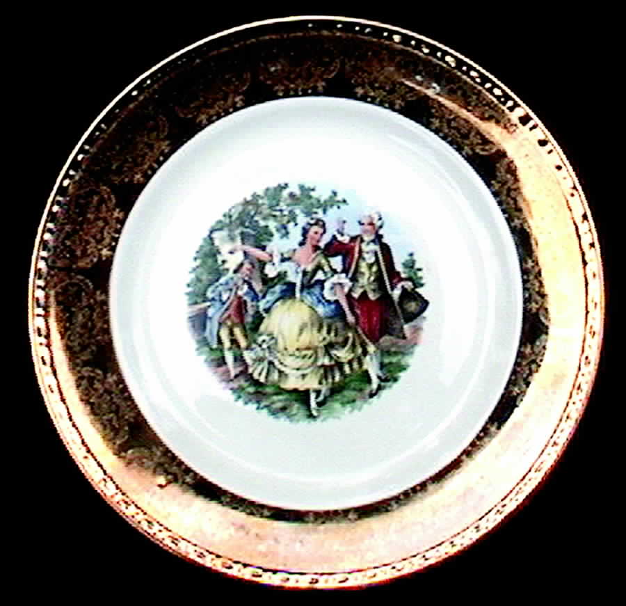 Mme de Pompadour (Gold Rim) Dinner Plate by Homer Laughlin -1