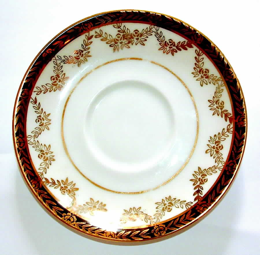 HUT1218 Saucer by Hutschenreuther-1